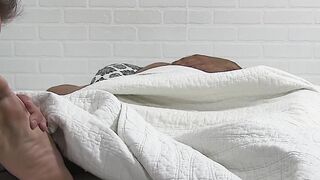 Hunky mature enjoys feet licking and massage from a stranger