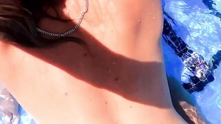 Underwater sex with slender woman Leidy de Leon