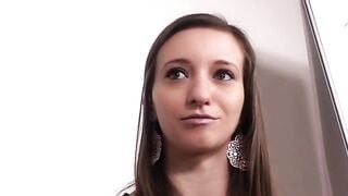Young beginner Ria Hill does one anal casting