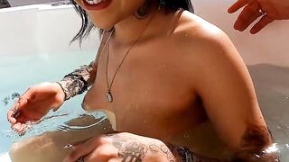 Voluptuous Hispanic Barbara Mont is inside sex meetings