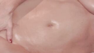 Oiled mom nailed on the rubs table
