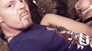 Pierced bimbo arranges an anal date