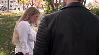 Big Tit underwear MILF Mia De Berg seduces