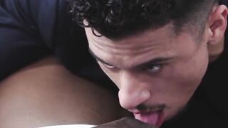 MaleNoir.com - Black Max Konnor picks up muscular bottom for rough interracial