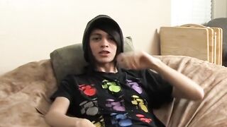 Skinny twink Roxy stuffs dildo and wanks off after interview