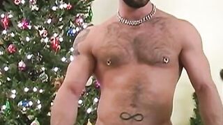 Tattooed stallion Pascal masturbates his big throbbing cock