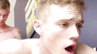 Fit gay impales his partner on a hard dick for rawpounding