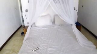 Beauty teenie does pov sex met on vacation