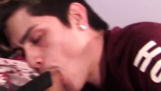 Bearded Corey Gunz received the best blowjob thanks to Javier Santini