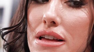 MODERN-DAY SINS - mom Jennifer White Almost Caught Getting CREAMPIED By Charles Dera Into Laundromat
