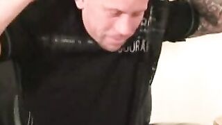Tattooed amateur dude masturbates and anal plays solo