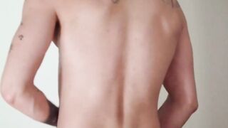 Kinky Axel earns money by having sex with hunk Bobby until cumshot