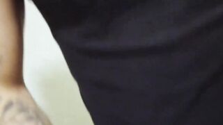 Kinky Axel earns money by having sex with hunk Bobby until cumshot
