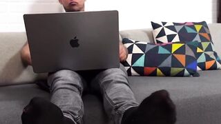 Wellcut Archer Croft showed off his beautiful body and gorgeous feet while relaxing