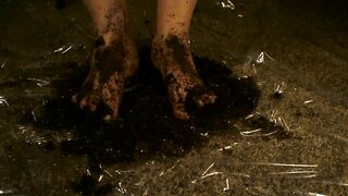 Feet Play Queen pt.two