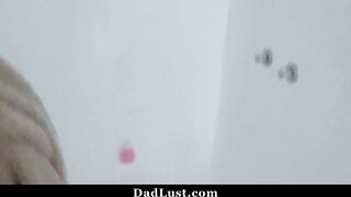 beauty Step Daughter Gets Cummed From Her Step Dad