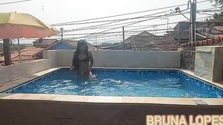 INTO THE POOL ALONE, I ENDED UP FORGETTING THE OPEN DOOR, I WAS SURPRISED BY A STRANGER WHO ENDED UP INTO MY TWAT