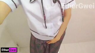 18yo Filipina college girl squirt buckets