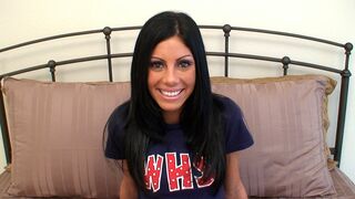 Super hot teen with a fit body gives an amazing blowjob