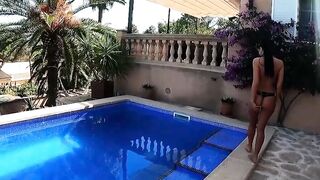 Fucking inside the pool with a young German vacationer