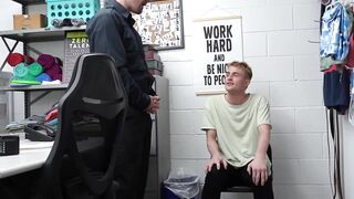 Perps4Sale.com - Blond twink Braden Taylor barebacked deep by Jesse Zeppelin