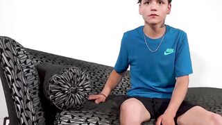 LatinoJuice.com - Skinny gay twink Cesar Rose rides Leonel Roussel hard cock
