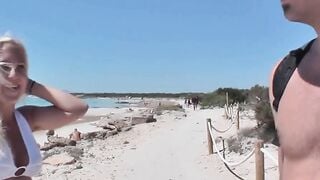 Blonde doll spontaneously fucks public