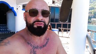 Public holiday sex with a curvy southern woman