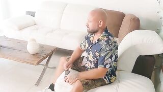 Real vacationers arrange a sex seen