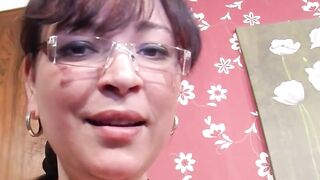 Older maid and fat cougar inside a 3 way