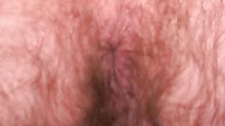 Hunky tattooed and muscular amateur masturbates and cums