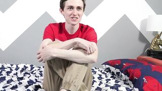 Slim twink Jacob milking his meat pole until burst of jizz