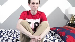 Slim twink Jacob milking his meat pole until burst of jizz