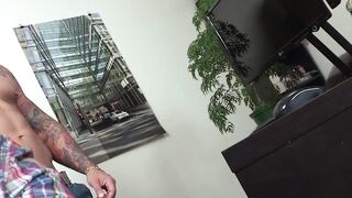 Athlete strokes his big dick before having it sucked deep