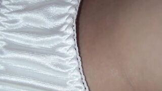 Japanese woman has her pussy revealed by voyeur and taped