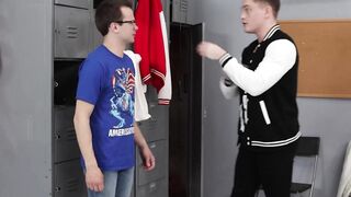 A jock in school wants my bareback ass