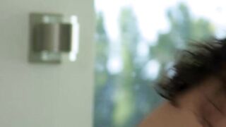 Thick Victoria Voxxx is seduces by lesbian masseuse Freya Parker
