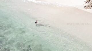 Cutie Celeb Adrianna Nakedly Strolled Along the Beach Shore