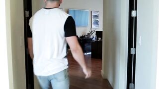Handsome gays kiss and sixty nine rimjob before raw fucking