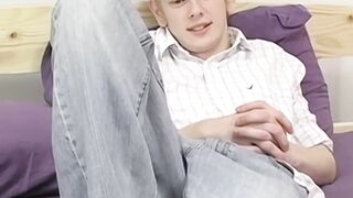 Sky Sylvanus a blonde twink plays his dick and jerks off solo