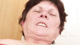 Bushy mature chubby old lady is and wants sex