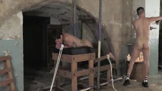 Sexy submissive dude Luca Zavat needs to drain his massive meat