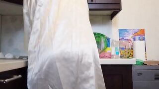 Stuck stepmom gets a irresistible anal pounding