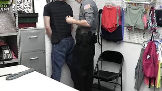 Perps4Sale.com - Homo perp Darron Bluu dominated by sweet officer Cole Church