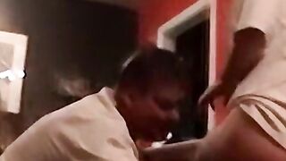 Mature homo Joe seduces young amateurs for blowjob and anal