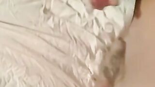 Hot amateur gets passionate cock sucking before hot facial
