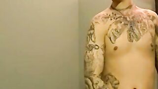 Hot amateur gets passionate cock sucking before hot facial