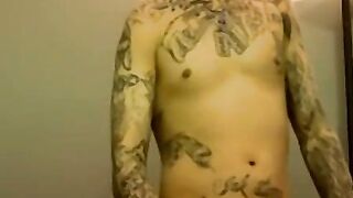 Hot amateur gets passionate cock sucking before hot facial
