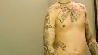 Hot amateur gets passionate cock sucking before hot facial