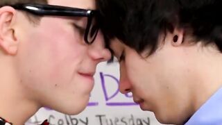 RawTwinkys.com - Sexy twink JR ADams gets an unscheduled romp from Scott's hard dick
